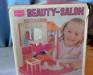 Sears Beauty Salon Set $24.00