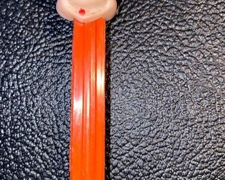 No Feet Pez Mickey Mouse, Missing Nose $8.00