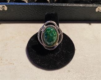 Adjustable Green Stone Ring $5.00