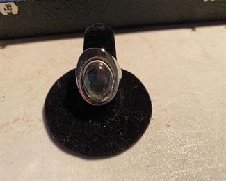 Unmarked Ring $5.00