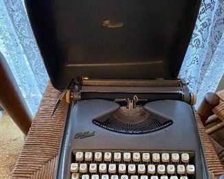 Vintage Typewriter $16.00