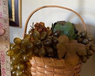 Basket with Grapes $6.00