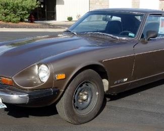 1975 Datsun 280-Z 2+2 Two Door Coupe, Cocoa Brown, Original Window Sticker, Owners Manual, Maintenence Records, 70's Classic, VIN# GHLS30005017
