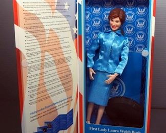 Toypresidents First Lady Laura Welch Bush Talking Action Figure, With COA