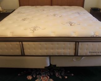 Ike new King Mattress Set Stearns & Foster