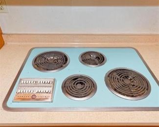 100	

2356 Knoxville Avenue Long Beach, CA 90815