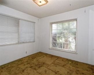 100	

2356 Knoxville Avenue Long Beach, CA 90815