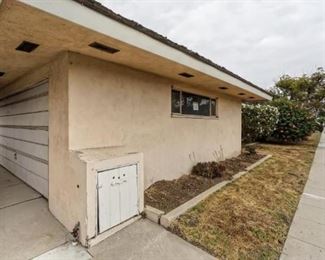 101	

605 Winslow Avenue Long Beach, CA 90814
