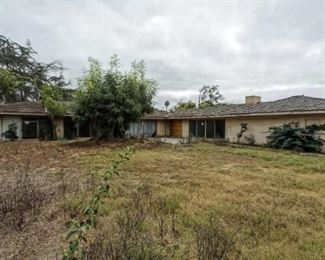 101	

605 Winslow Avenue Long Beach, CA 90814