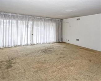 101	

605 Winslow Avenue Long Beach, CA 90814