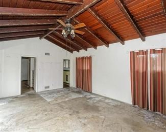 101	

605 Winslow Avenue Long Beach, CA 90814