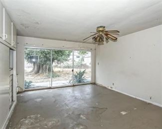 101	

605 Winslow Avenue Long Beach, CA 90814