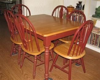 Table/chairs