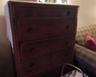 Dresser chest of drawer