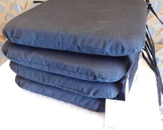 4 Room essentials Outdoor seat cushions color: black 16in L x 16in W x 2 1/2 H