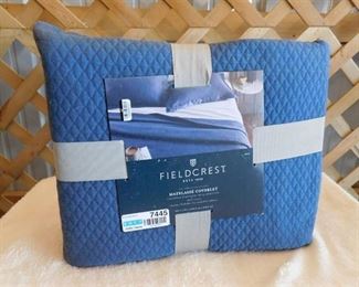Fieldcrest matelasse coverlet  108inx96in