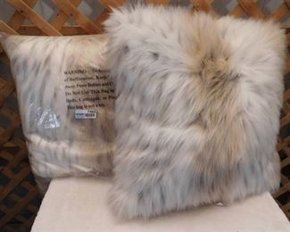 2 extremely soft Threshold toss pillows 24inx24in