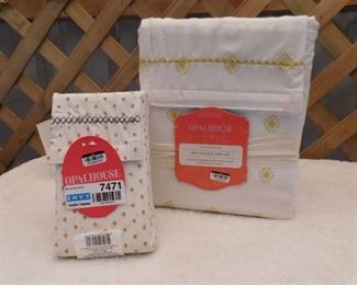 Opalhouse Twin performance sheet set, Opalhouse 2 king pillow cases