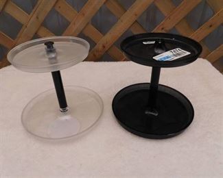 2 room essentials bathroom tray 6.26in H x 6.65 in diameter