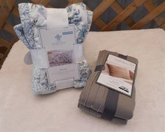 Simply Shabby Chic hand quilted sham 20inx26in, Threshold raw edge sham 20inx26in