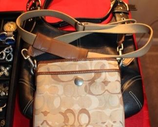 COACH PURSES