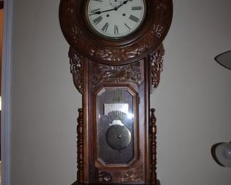 REGULATOR CLOCK