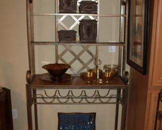 BAKER'S RACK