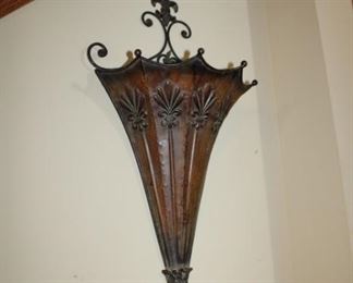 WALL DECOR