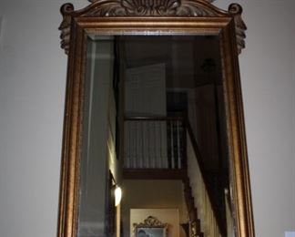 DECORATIVE MIRROR