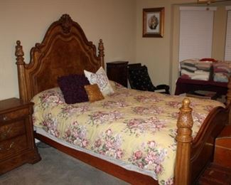ADJUSTABLE BED