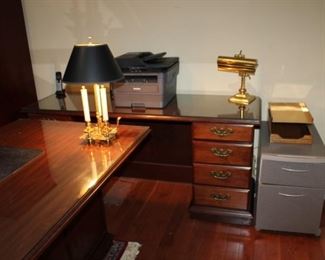 DESK