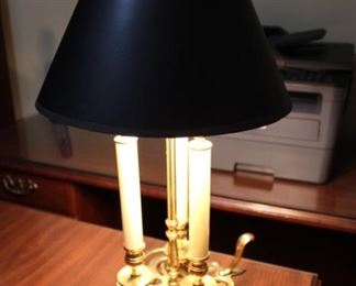 DESK LAMP