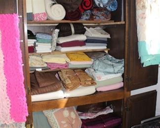 Lots of linens.