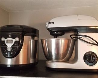 Cooks 4.5 quart stand mixer & Elite By Maxi-Matic pressure cooker