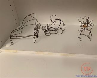 Wire Art Jazz Piano Player and Kitty Cat