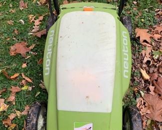 CE5 Neuton Electric Mower