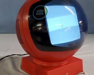 JVC Videosphere Space Helmet TV Model 3420