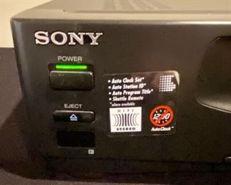 Lot 3403  $49.00  Sony SLV-740HF Video Cassette Recorder with Remote. High Fidelity Sound.	17" W x 12" D x 4" H	