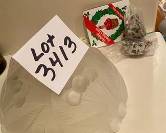 Lot 3413. $16.00  Frosted Fruit bowl 9"x3" high, 9 cookie cutters and mini baking cups.