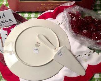 Lot 3545. Lot 3545. $28.00.  Lenox Winter Greetings Cake Plate and Server (12in), Light Covers (12)m Snowman Trivet, and Sweet Runner.