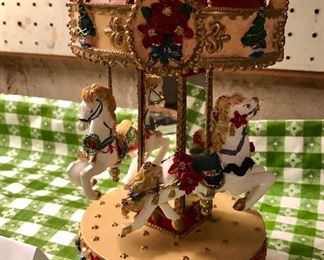 Lot 3548.  $18.00. Cute Music Carousel (not tested)