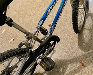 Lot 2527. $115.00. Photon Diamond Bike.BMX With Mountain Bike. Possibly from 1995-1997