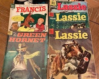 Lot 3523A  30.00 Lot of 4 Lassie Comics and 1 Green Hornet (The Green Hornet, Dell Four Color #496, 1953, Golden Age Comic, Painted Cover) , 1 Francis and Looney Tunes.  Not in great shape but Green Hornet seems to be in better condition.