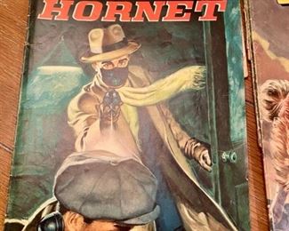 Lot 3523  30.00 Lot of 4 Lassie Comics and 1 Green Hornet (The Green Hornet, Dell Four Color #496, 1953, Golden Age Comic, Painted Cover) , 1 Francis and Looney Tunes.  Not in great shape but Green Hornet seems to be in better condition.