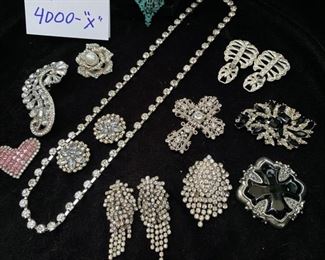 Jewelry Lot 4000-X. $30.00. Lot of 10 Vintage Rhinestone pieces of broken jewelry, perfect for crafts, bridal bouquets, embellishing clothing or repair.  It's a lot of BLING!!