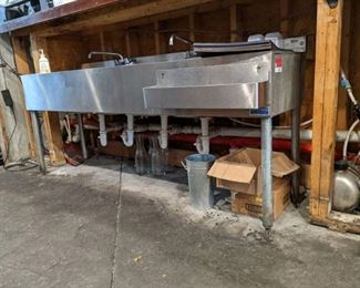 Krowne 4 Bay Sink 18-64C