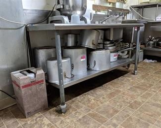 Stainless Steel Prep Table With Sink