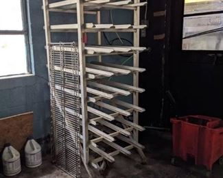 Commercial Aluminum Can Rack