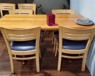 5ft Wood Dining With 4 Chairs