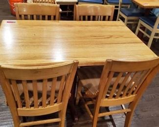 4ft Dining Table With 4 Chairs